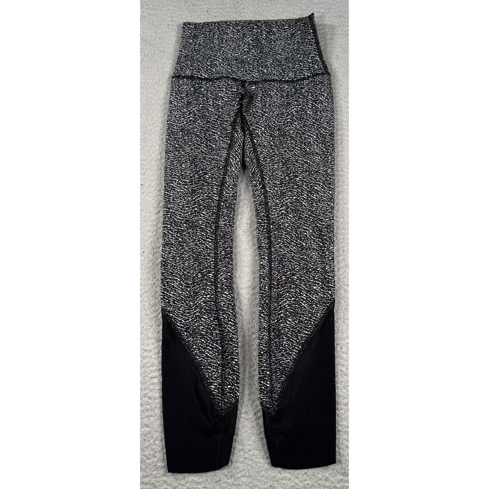 Lululemon Wunder Under Leggings Women 20x24 Black Luon Ripple Jacquard Laser-Cut